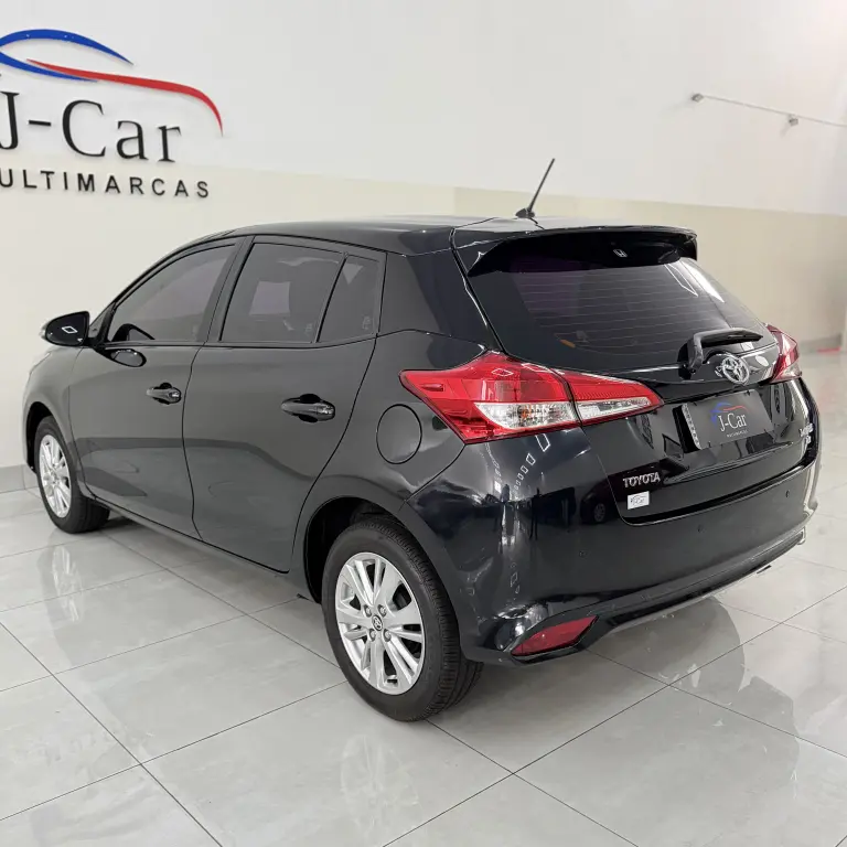 TOYOTA Yaris Hatch - Foto