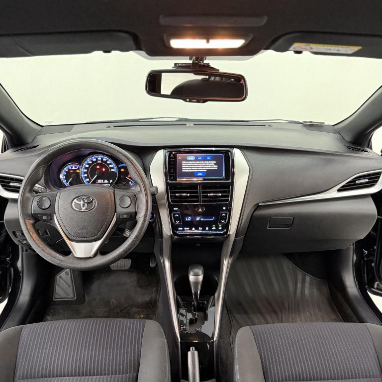 TOYOTA Yaris Hatch - Foto