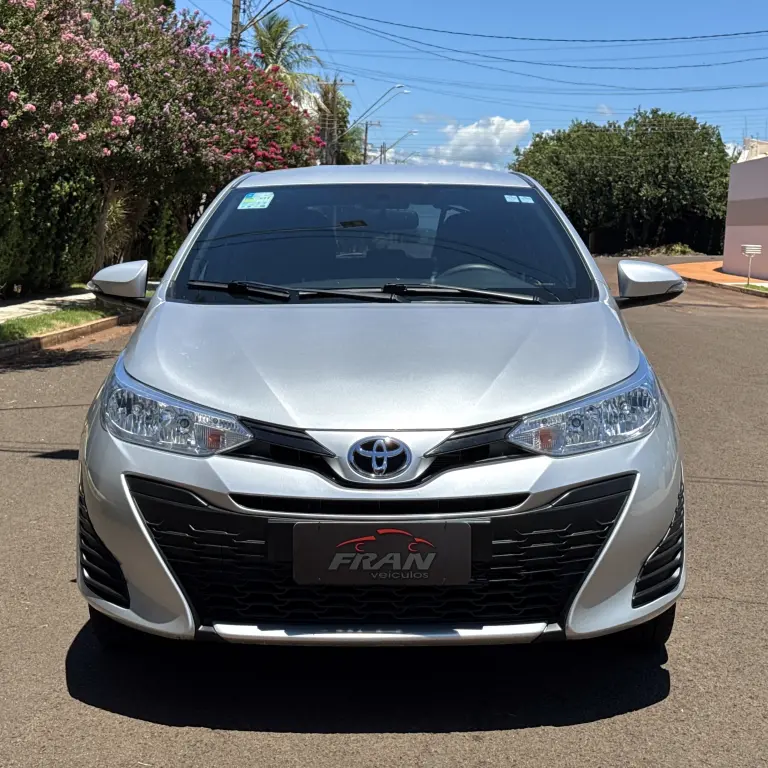 TOYOTA Yaris Hatch - Foto