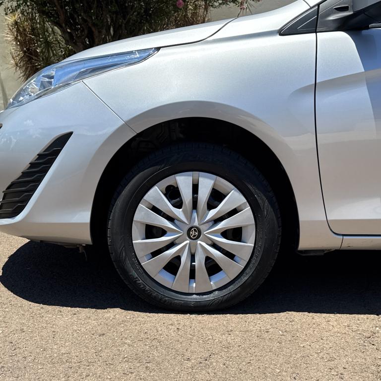 TOYOTA Yaris Hatch - Foto