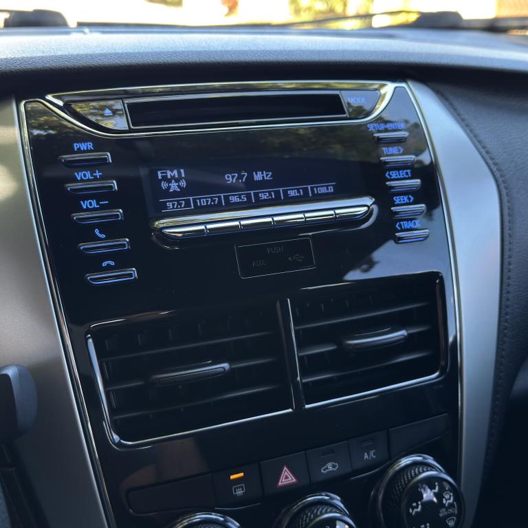 TOYOTA Yaris Hatch - Foto