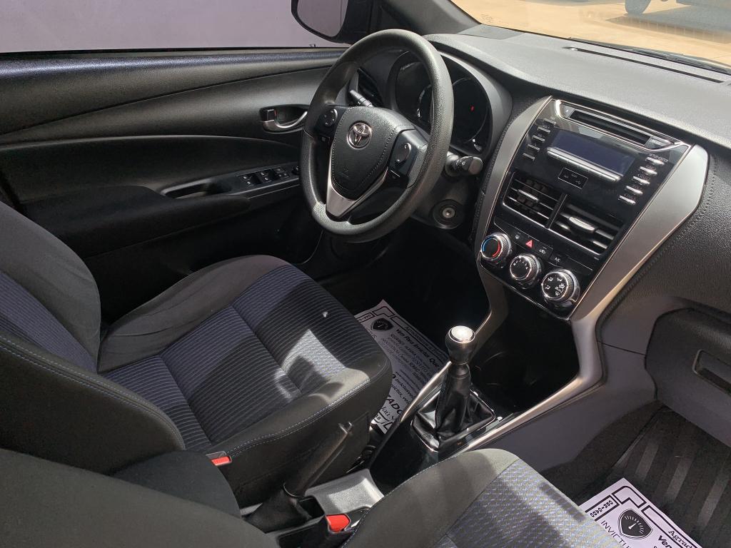 TOYOTA Yaris Hatch - Foto