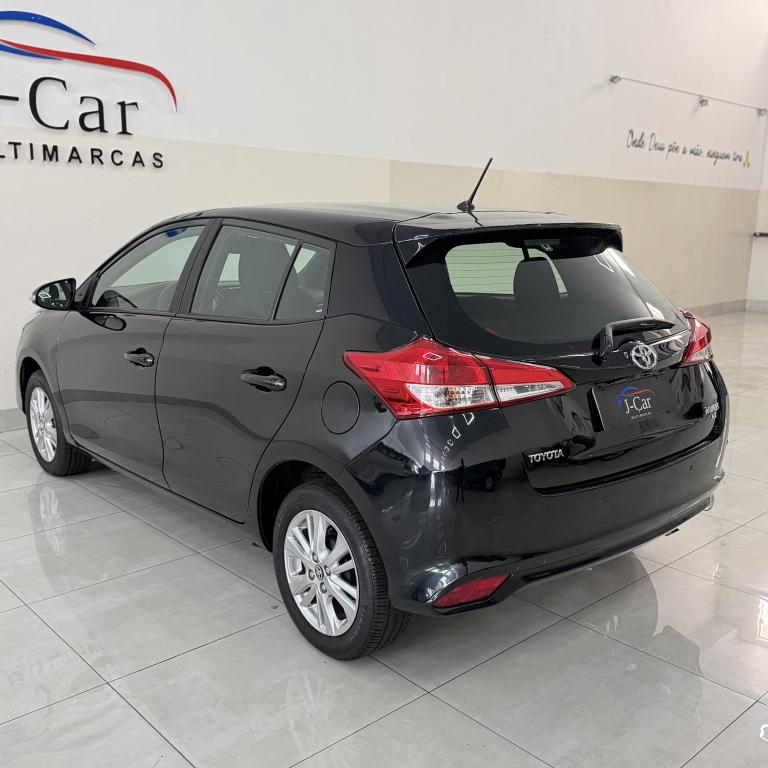 TOYOTA Yaris Hatch - Foto