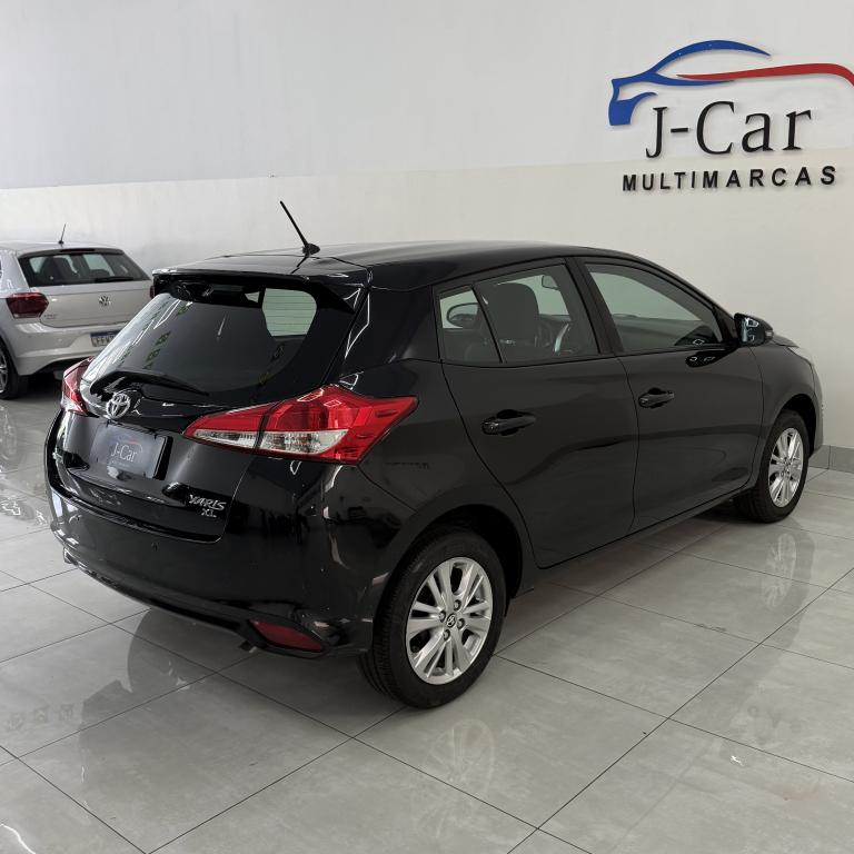TOYOTA Yaris Hatch - Foto
