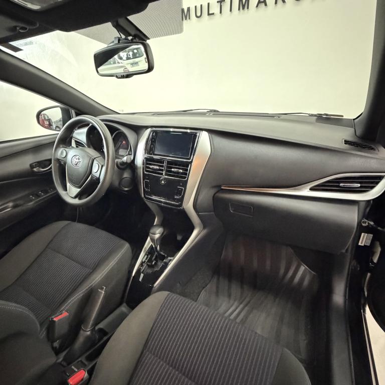 TOYOTA Yaris Hatch - Foto