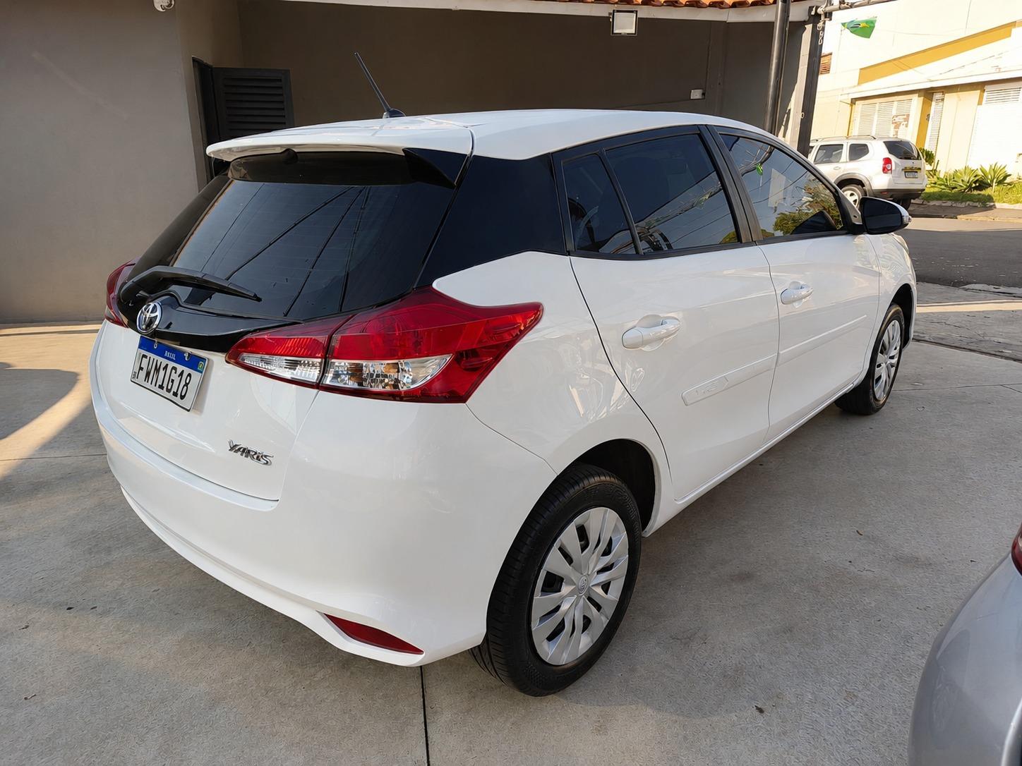 TOYOTA Yaris Hatch - Foto