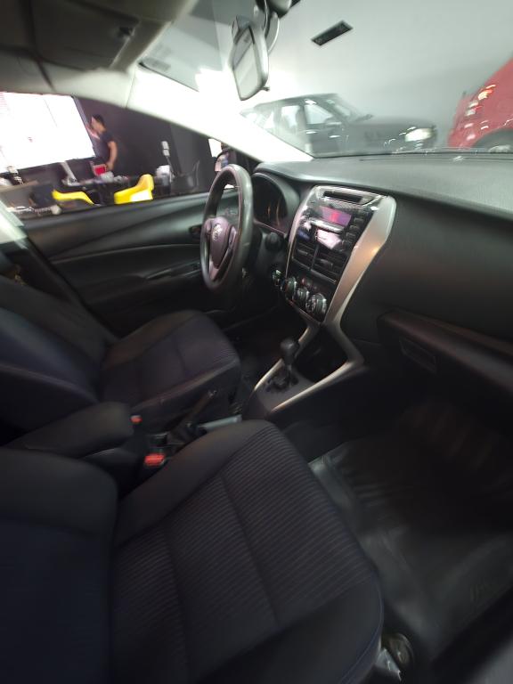 TOYOTA Yaris Sedan - Foto