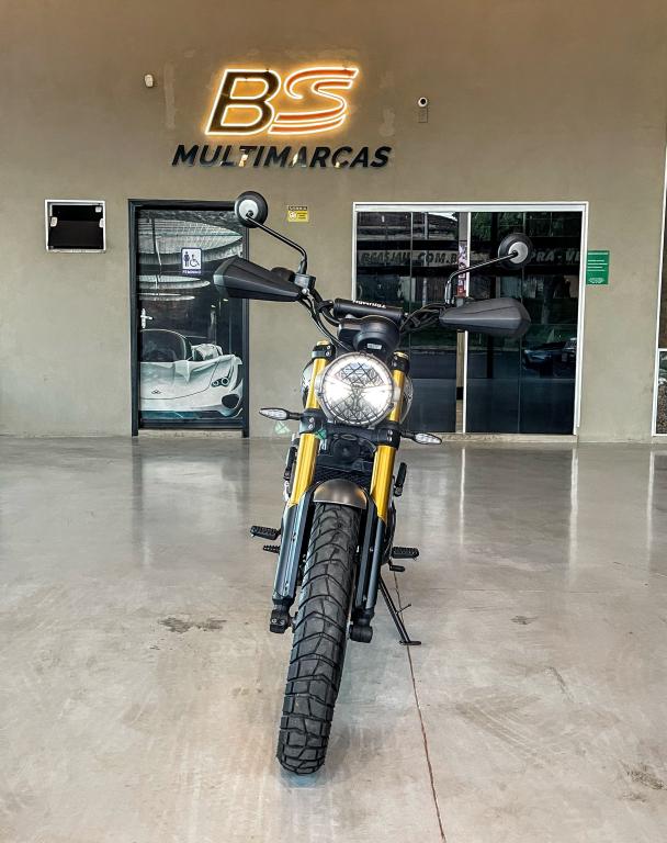 TRIUMPH Scrambler 400X - Foto