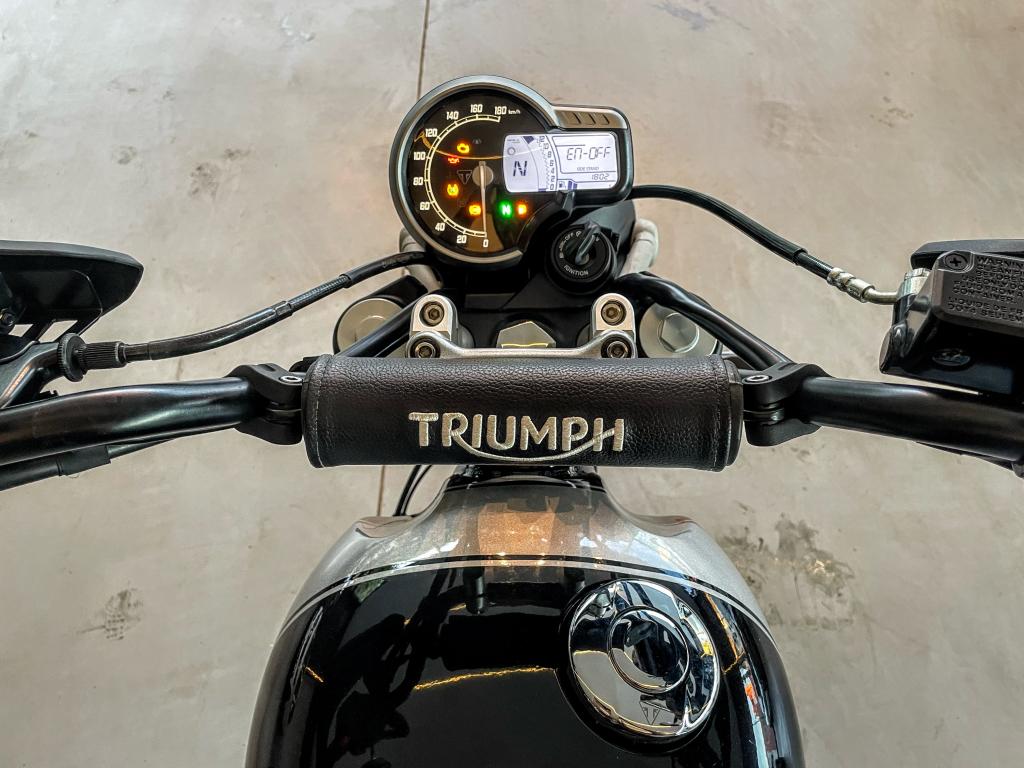 TRIUMPH Scrambler 400X - Foto