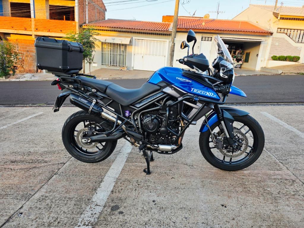 TRIUMPH Tiger 800 - Foto