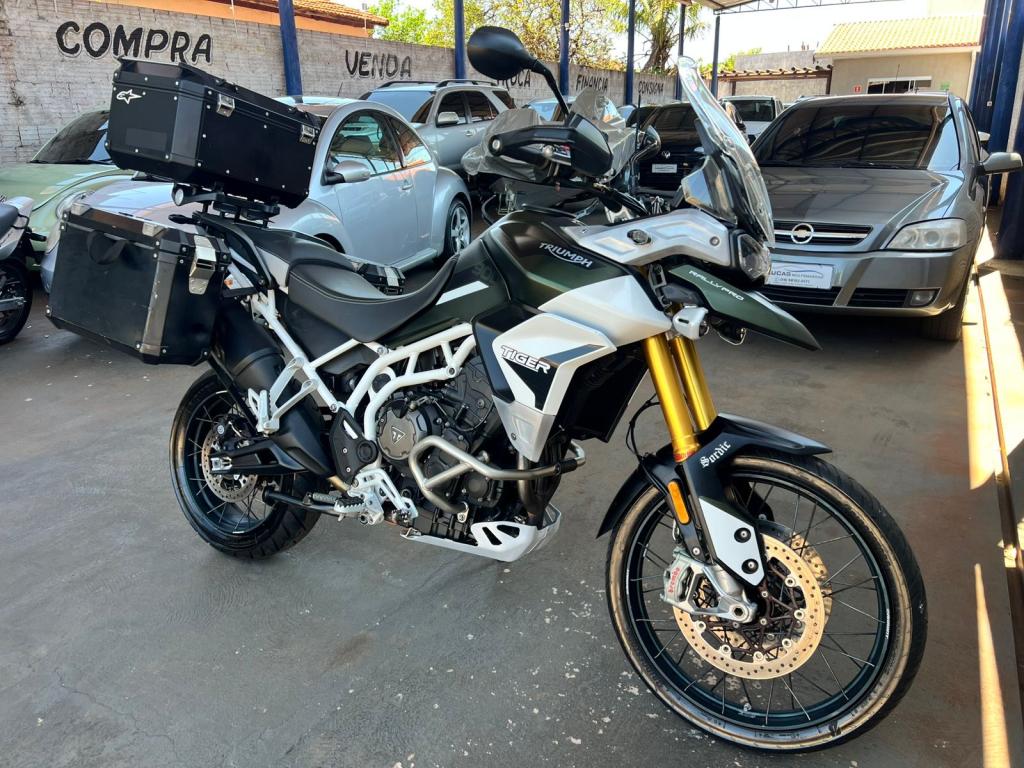 TRIUMPH Tiger 900 - Foto