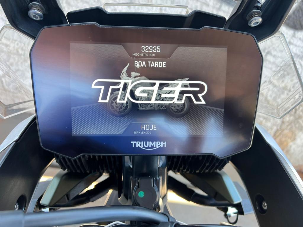 TRIUMPH Tiger 900 - Foto