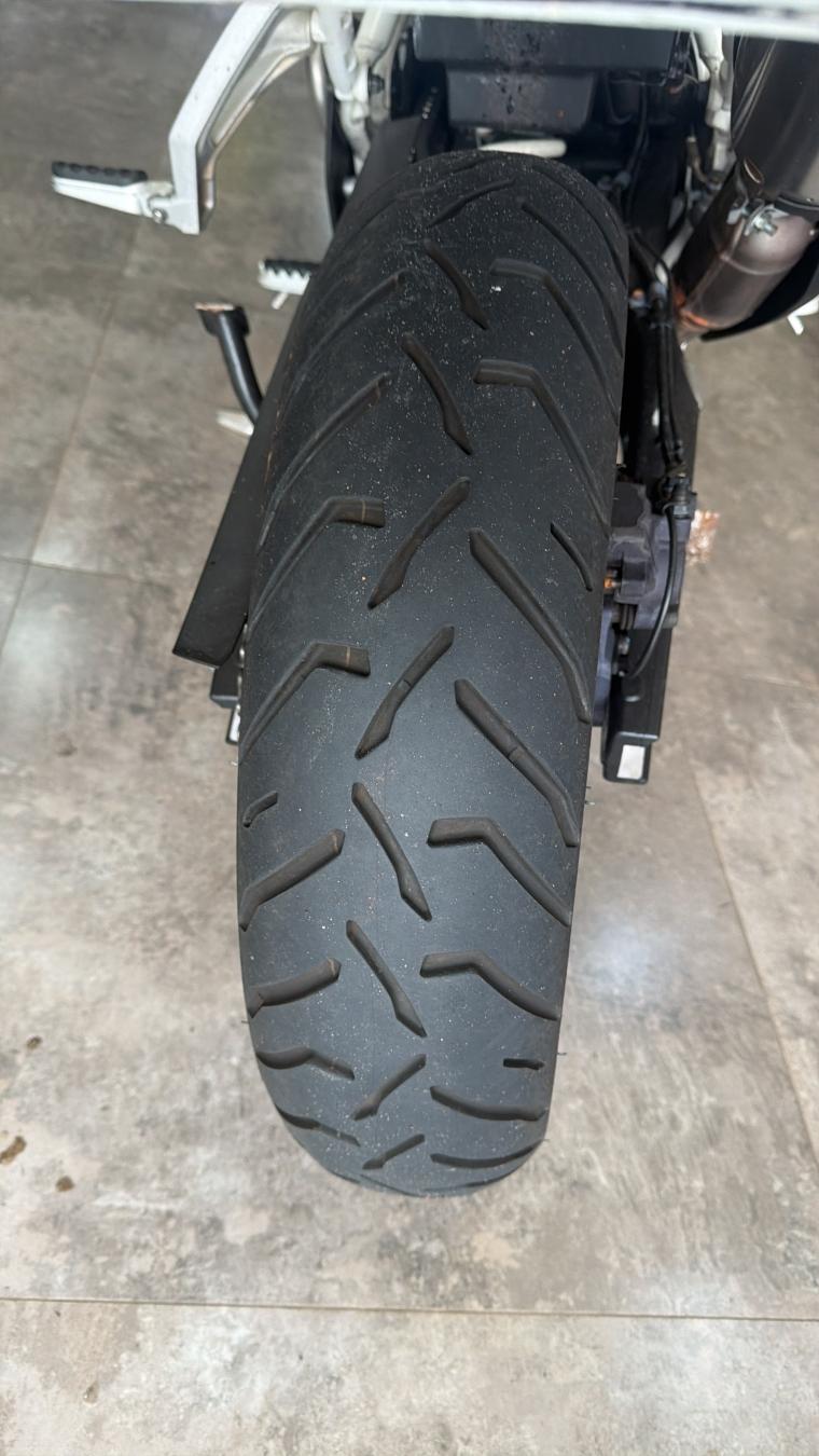 TRIUMPH Tiger 900 - Foto