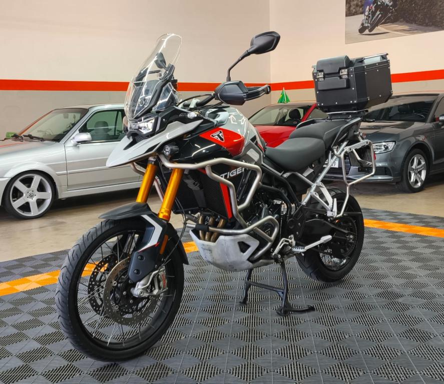TRIUMPH Tiger 900 - Foto