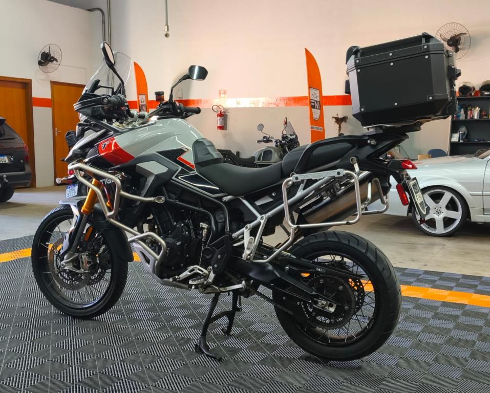 TRIUMPH Tiger 900 - Foto