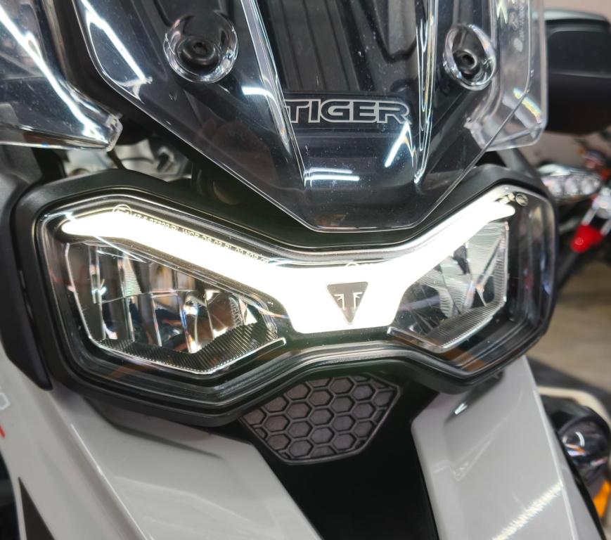 TRIUMPH Tiger 900 - Foto