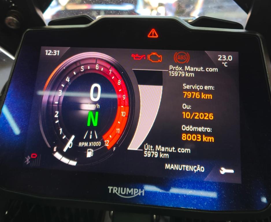 TRIUMPH Tiger 900 - Foto