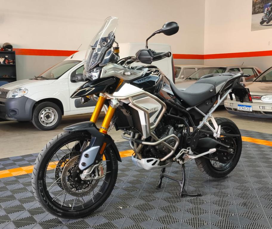 TRIUMPH Tiger 900 - Foto
