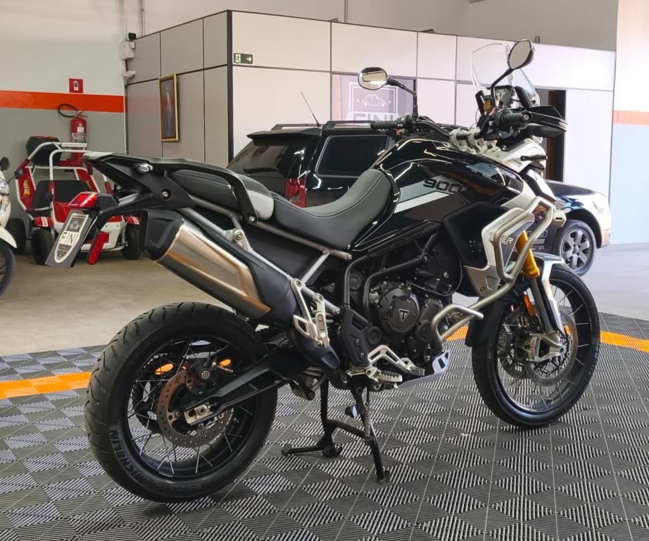 TRIUMPH Tiger 900 - Foto