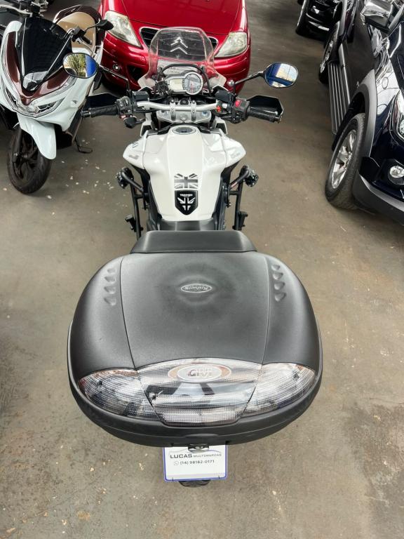 TRIUMPH Trophy 1200 - Foto