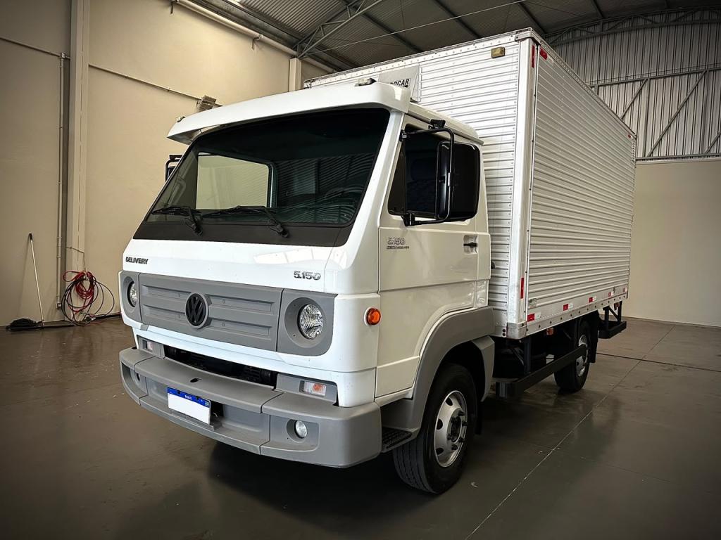 VOLKSWAGEN 5-150 - Foto