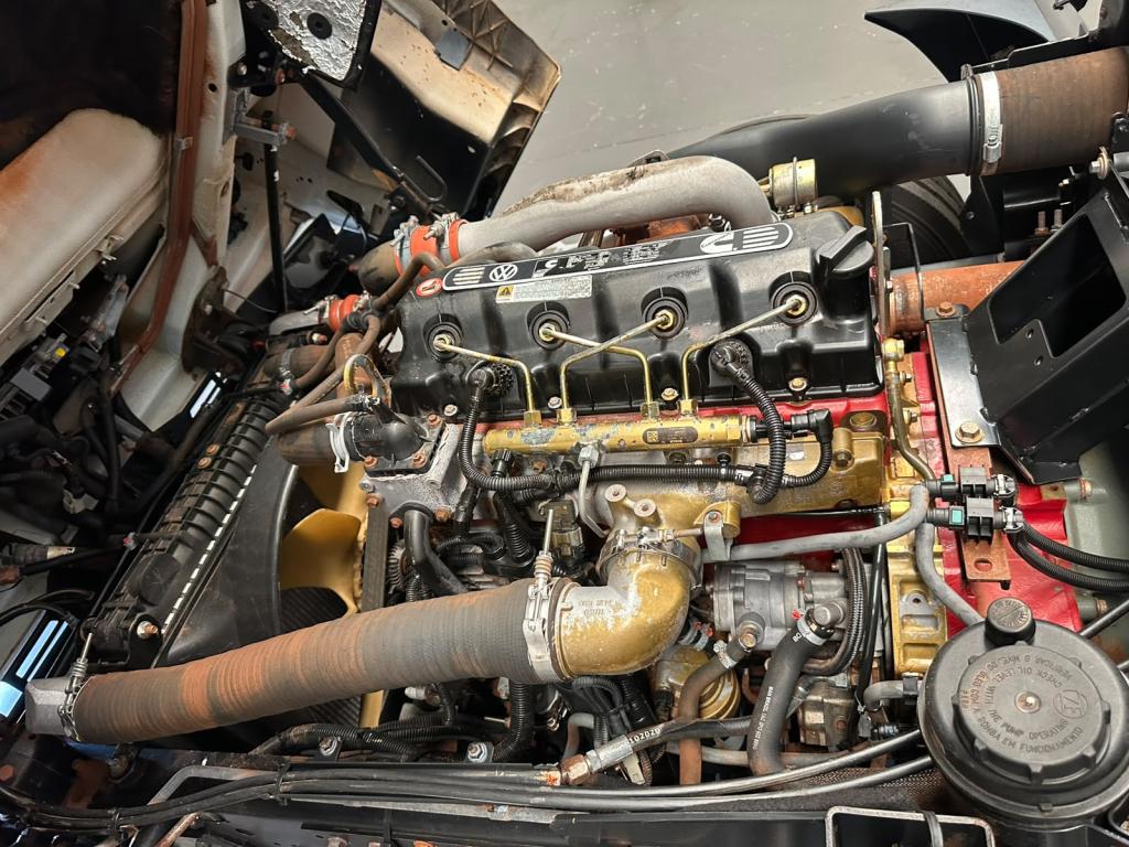 VOLKSWAGEN 5-150 - Foto
