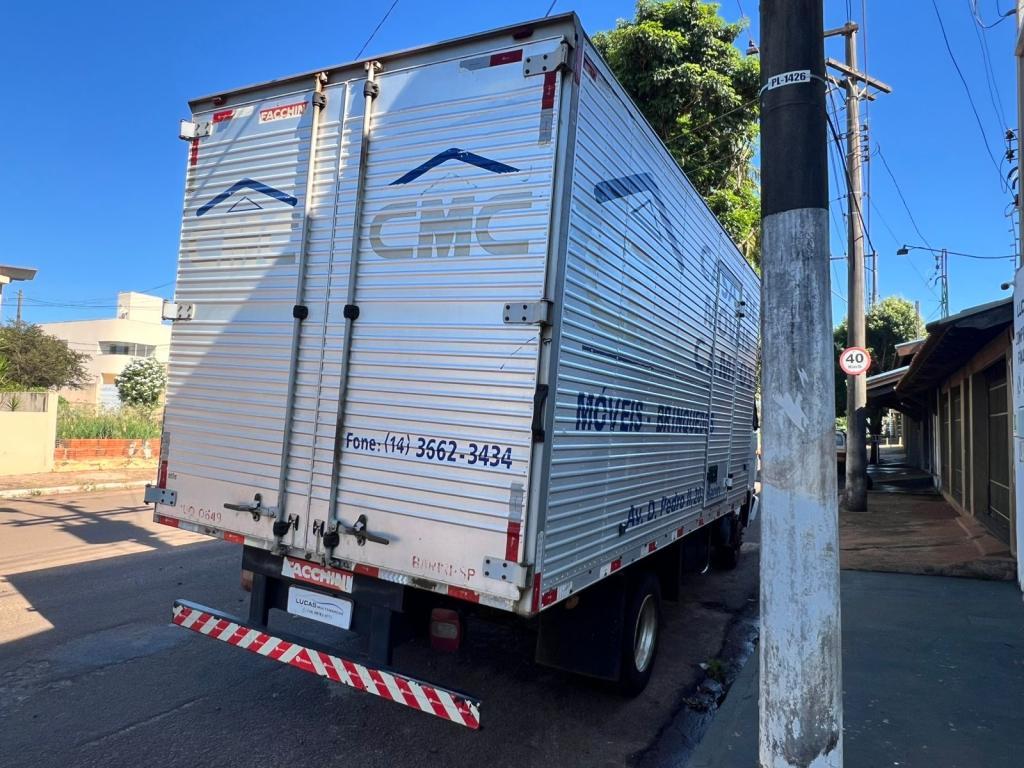 VOLKSWAGEN 8-140 - Foto