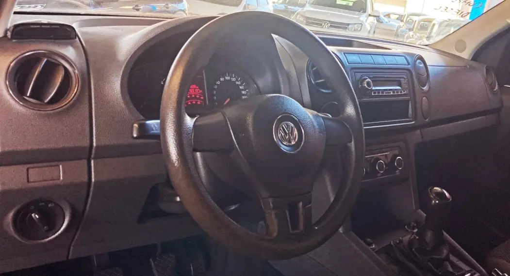 VOLKSWAGEN Amarok - Foto