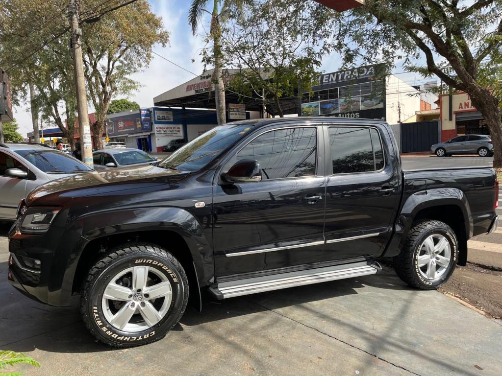 VOLKSWAGEN Amarok