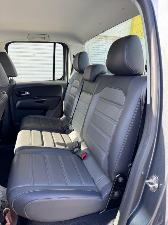 VOLKSWAGEN Amarok - Foto
