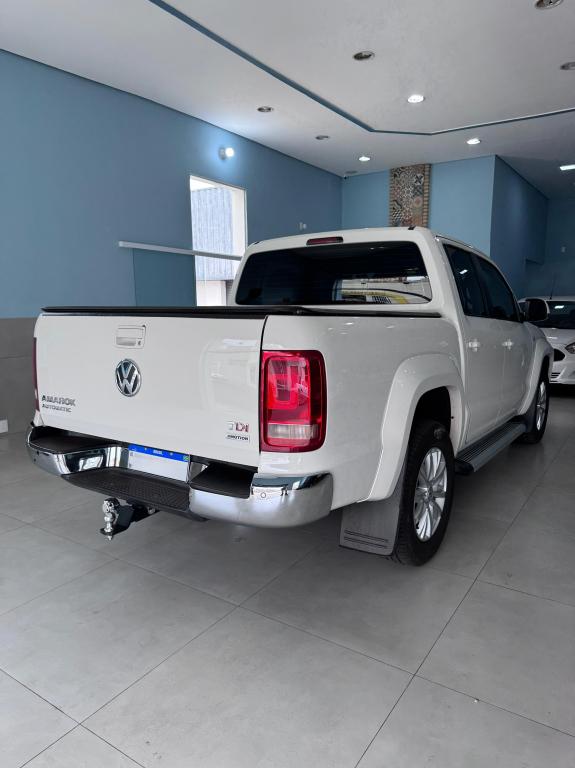 VOLKSWAGEN Amarok - Foto