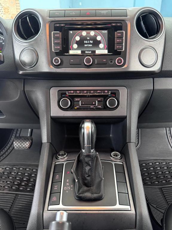 VOLKSWAGEN Amarok - Foto