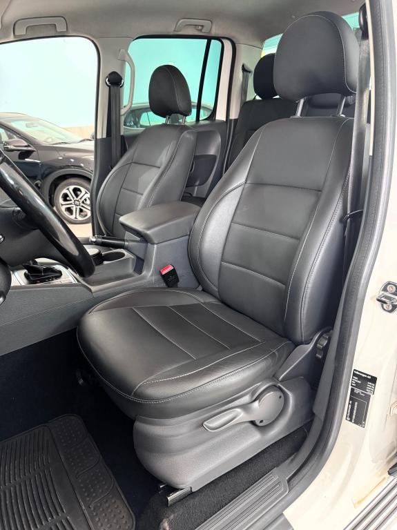 VOLKSWAGEN Amarok - Foto