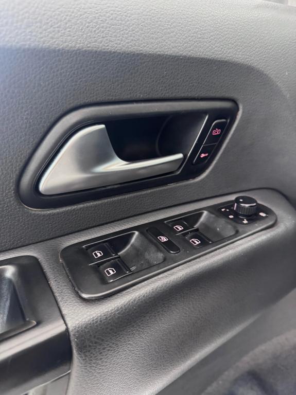 VOLKSWAGEN Amarok - Foto