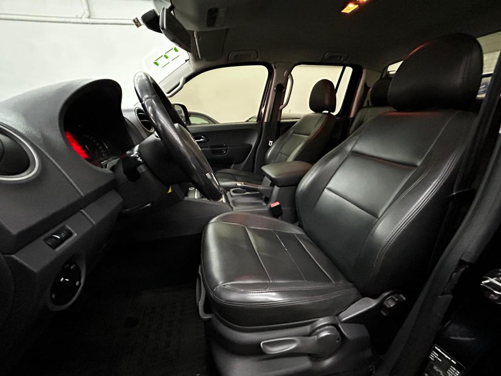 VOLKSWAGEN Amarok - Foto