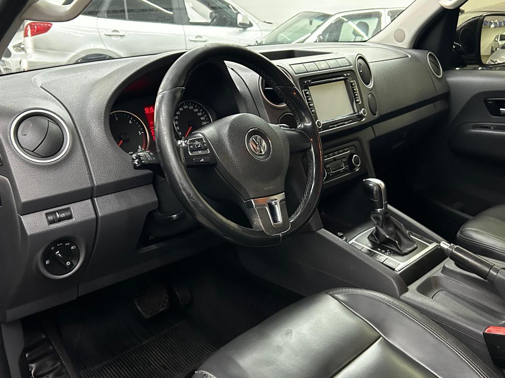 VOLKSWAGEN Amarok - Foto