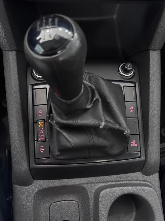 VOLKSWAGEN Amarok - Foto