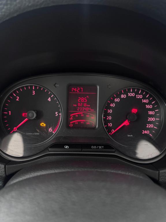 VOLKSWAGEN Amarok - Foto