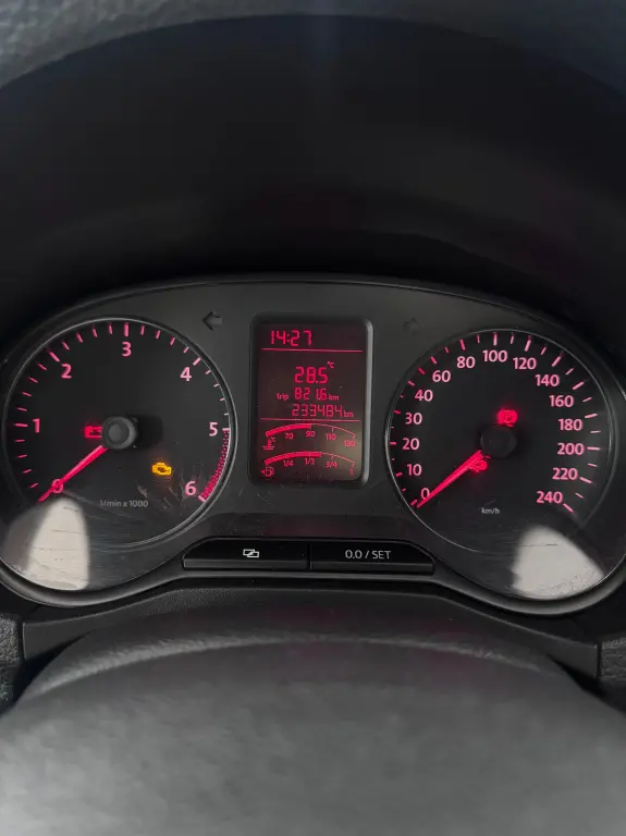 VOLKSWAGEN Amarok - Foto