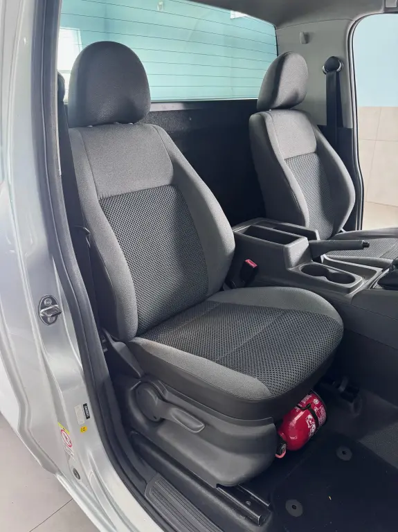 VOLKSWAGEN Amarok - Foto