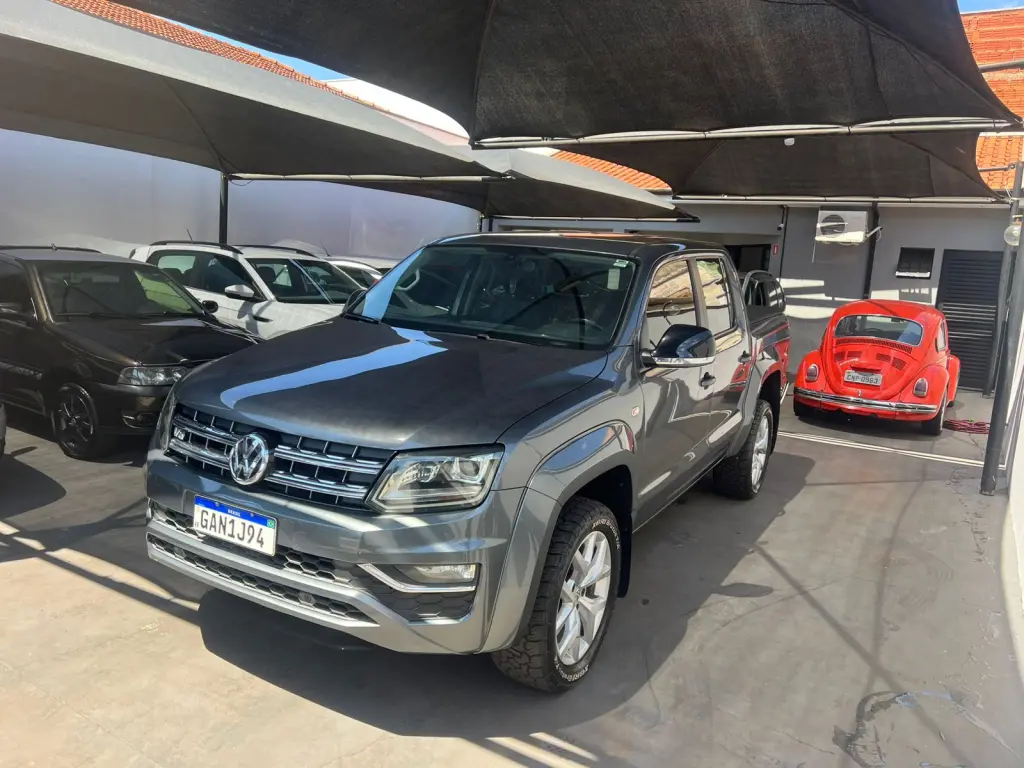 VOLKSWAGEN Amarok - Foto