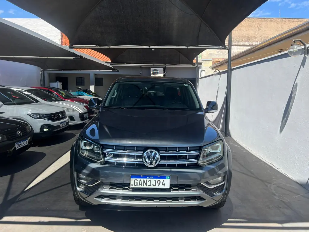 VOLKSWAGEN Amarok - Foto