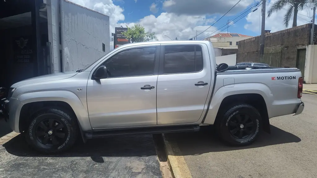 VOLKSWAGEN Amarok - Foto