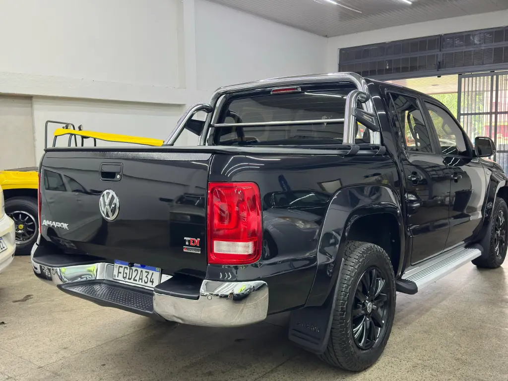 VOLKSWAGEN Amarok - Foto