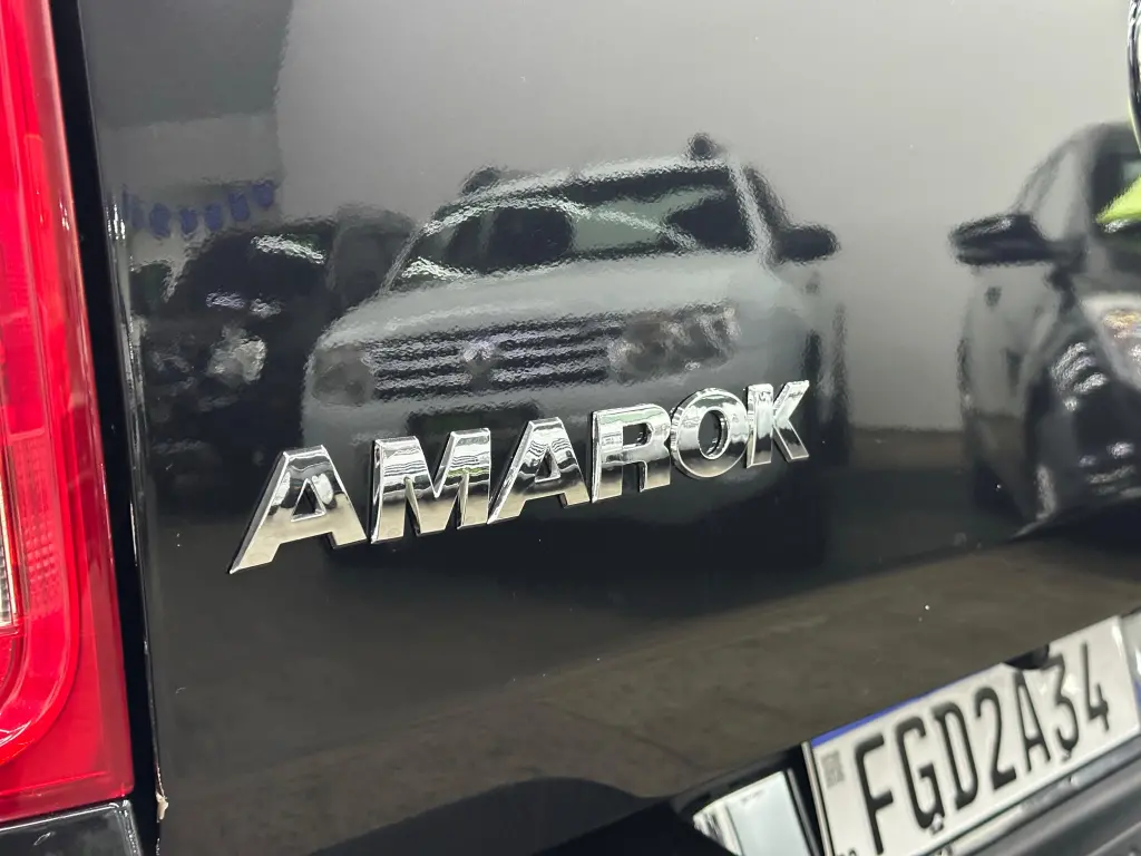 VOLKSWAGEN Amarok - Foto