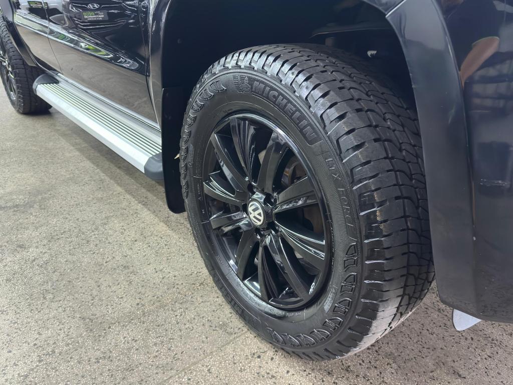 VOLKSWAGEN Amarok - Foto