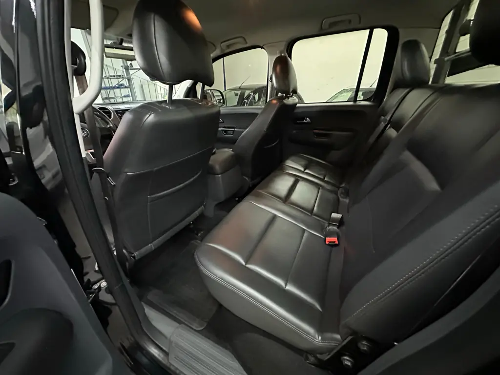 VOLKSWAGEN Amarok - Foto