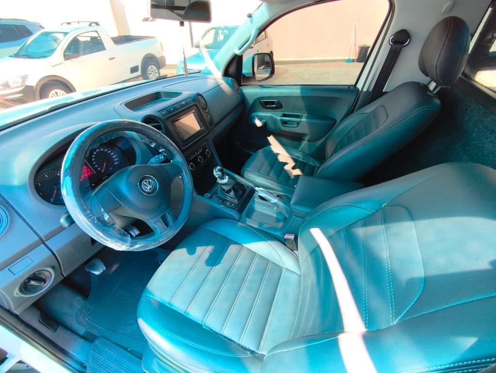 VOLKSWAGEN Amarok - Foto