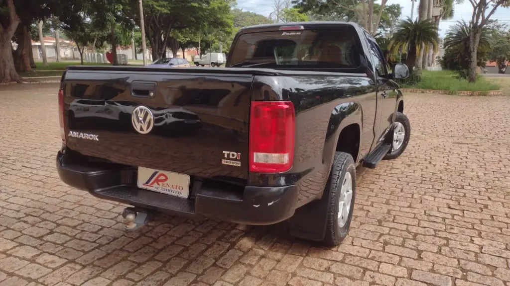 VOLKSWAGEN Amarok - Foto