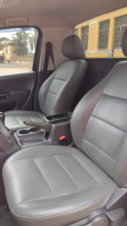 VOLKSWAGEN Amarok - Foto